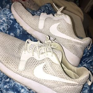 White roches